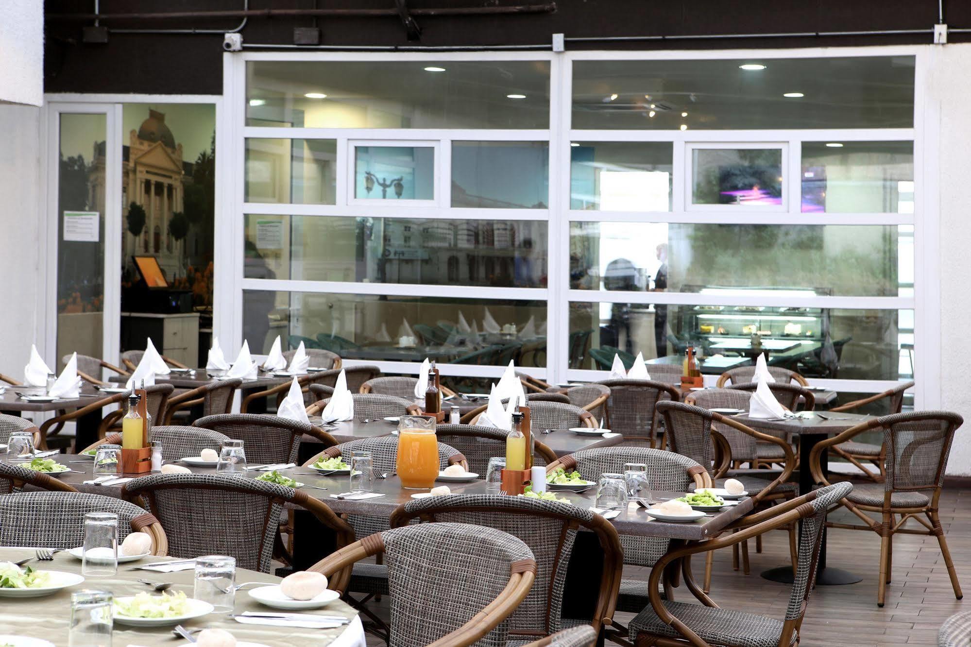 Hotel Capital San Pablo Santiago Exterior photo
